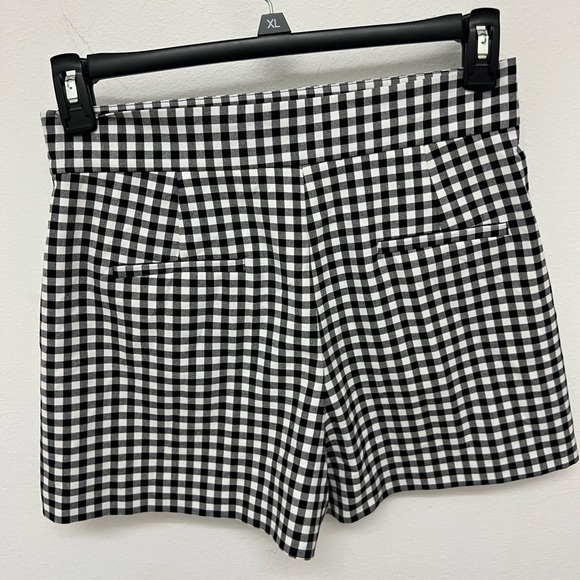 Zara High Waisted Shorts Gingham Floral Embroidered Size M Checkered Black White - Picture 3 of 5
